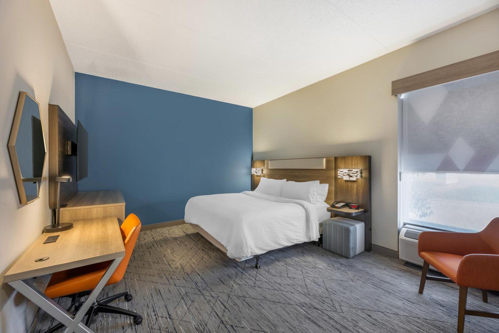 Holiday Inn Express Crestwood By Ihg Esterno foto
