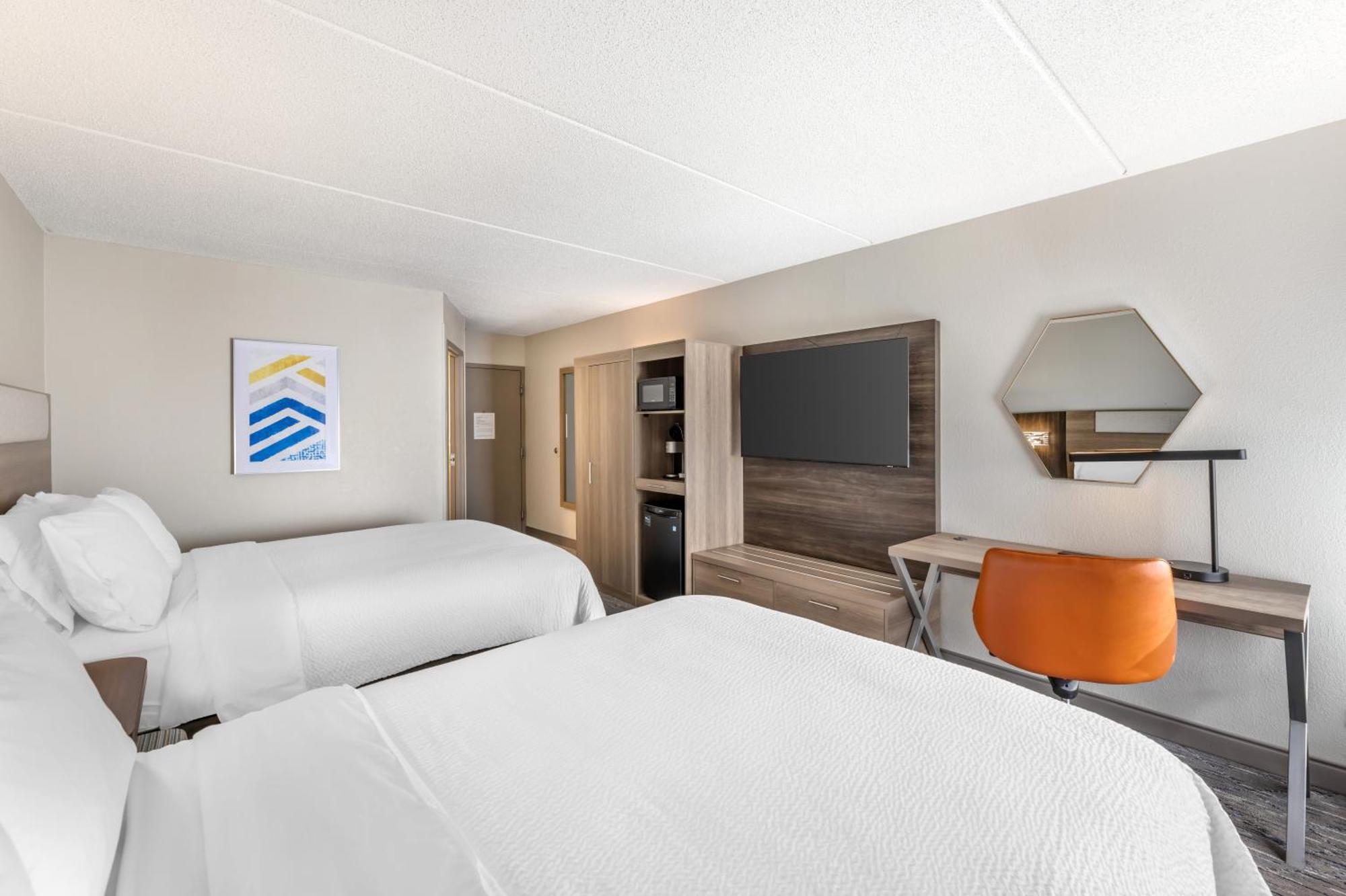 Holiday Inn Express Crestwood By Ihg Esterno foto