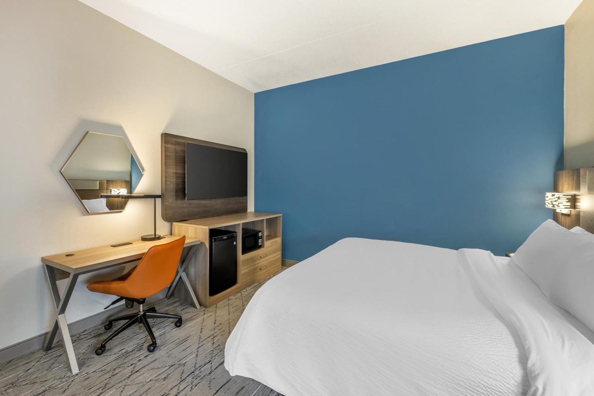 Holiday Inn Express Crestwood By Ihg Esterno foto