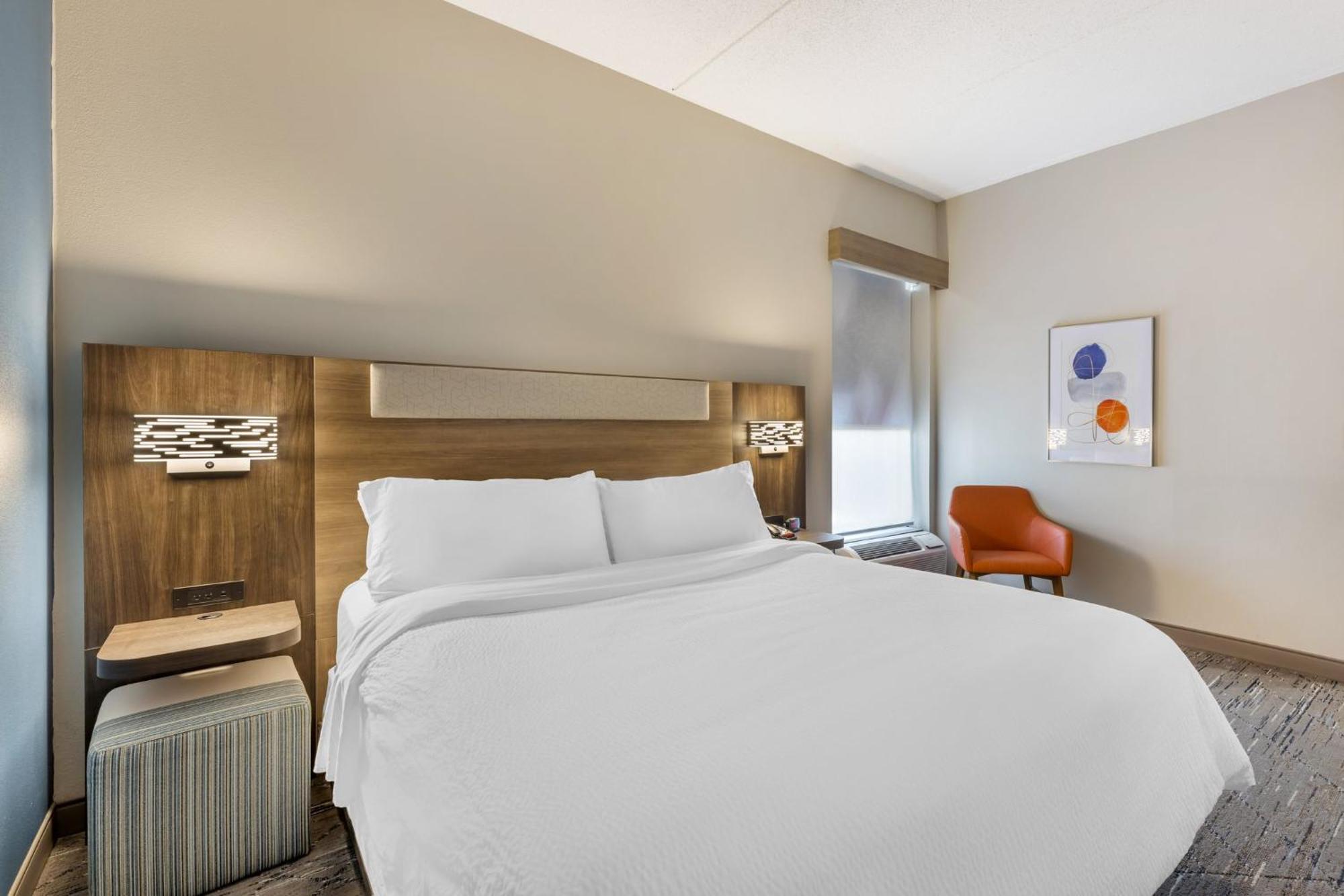 Holiday Inn Express Crestwood By Ihg Esterno foto